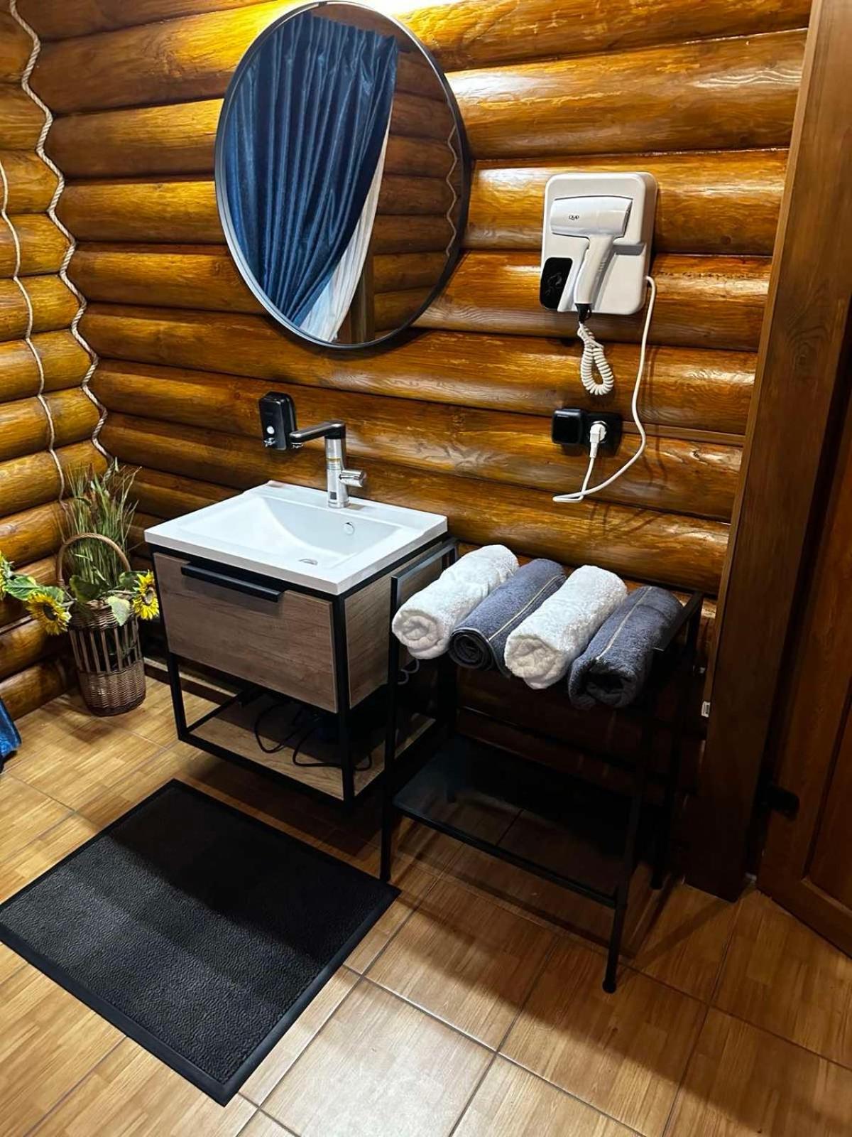 Львівське Передмістя Котедж Lodge